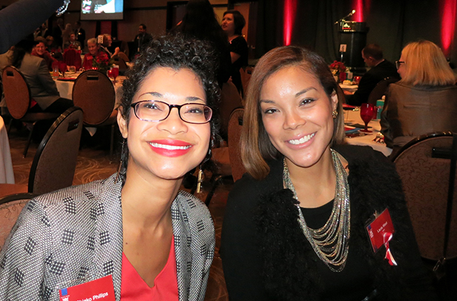 2014 Raising Hands event gallery image on Tulalip Cares website