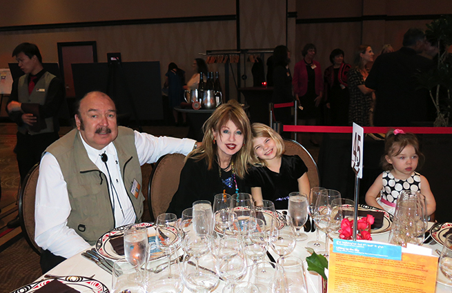 2014 Raising Hands event gallery image on Tulalip Cares website